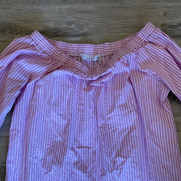 Pink and white dress - Picture 2 of 2